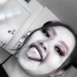 Meet your Posher, Fayedawn